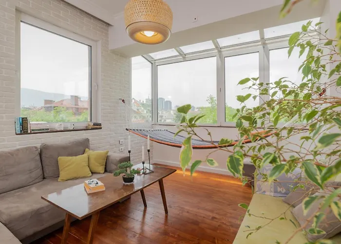 Flamingo Flat /Two-Bedroom With Balcony\\